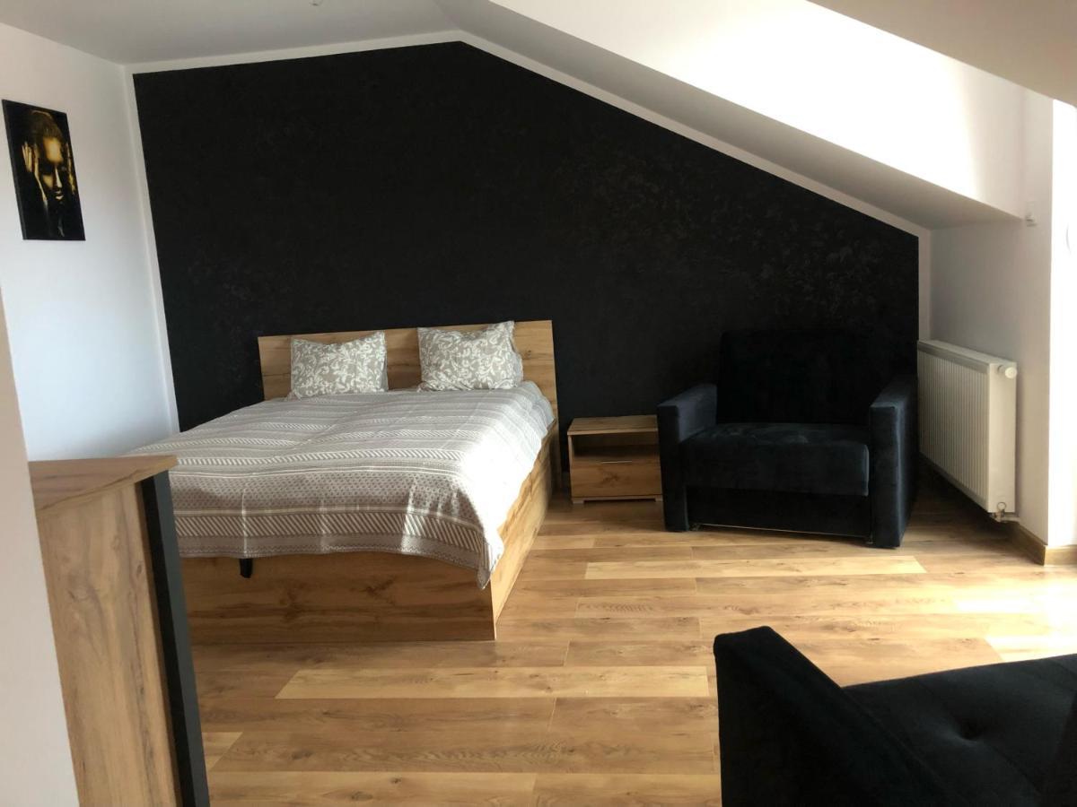 Black Diamond 18 Pasłęk Dış mekan fotoğraf